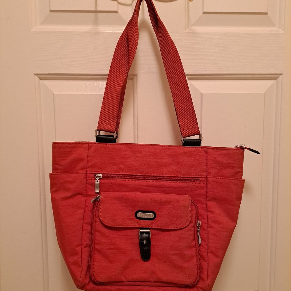Baggallini large bag